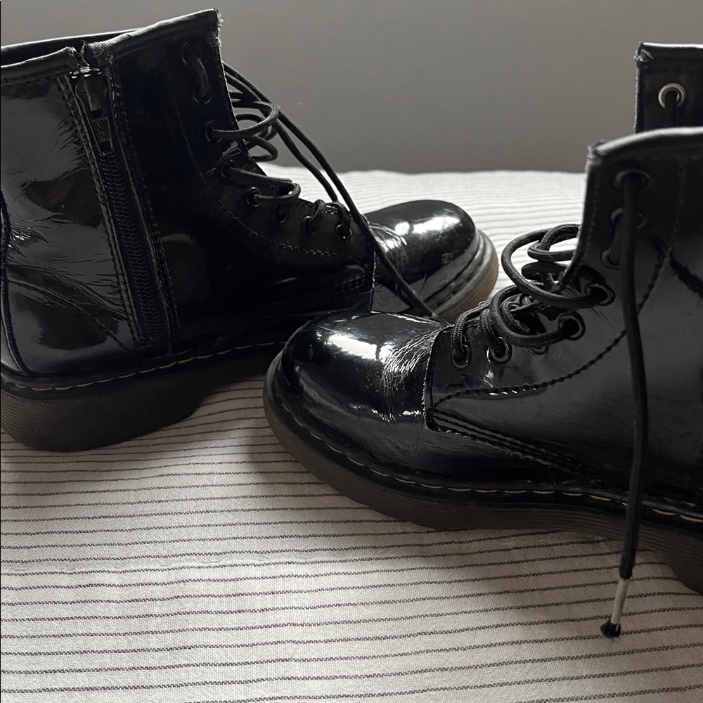 Doc Marten Delaney patent boots - Picture 3 of 6